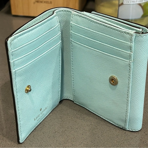Kate spade bifold wallet with front snap pocket - Picture 2 of 8